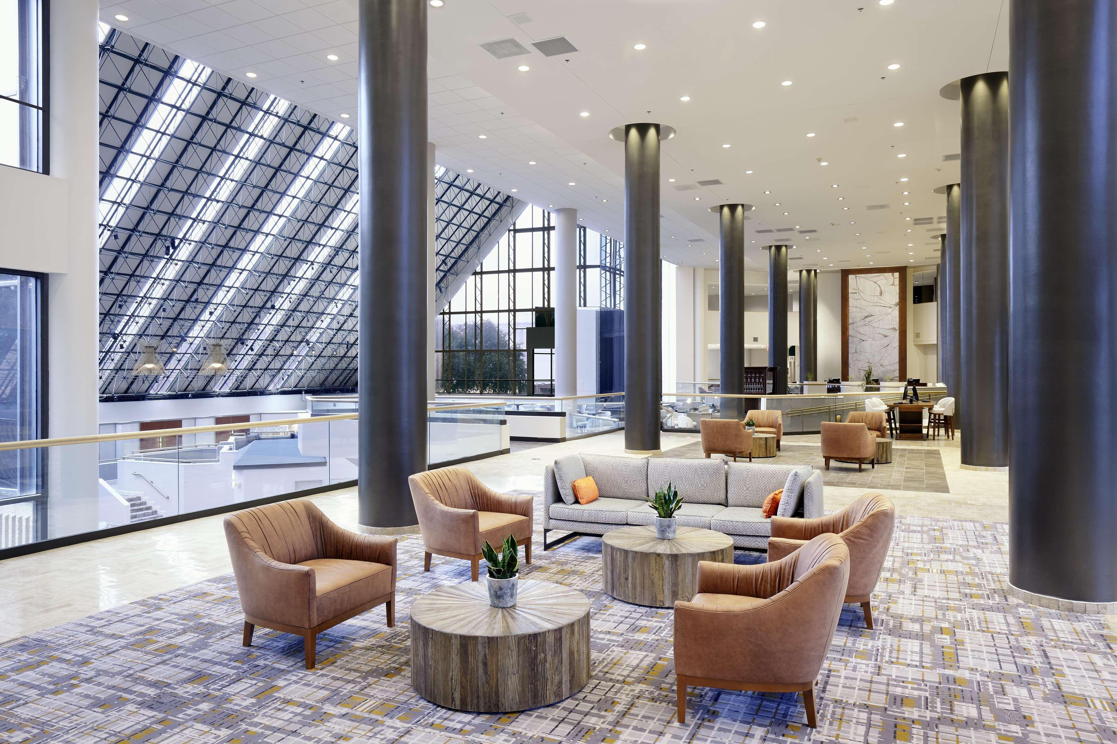 Doubletree By Hilton Dallas Near The Galleria Exterior photo
