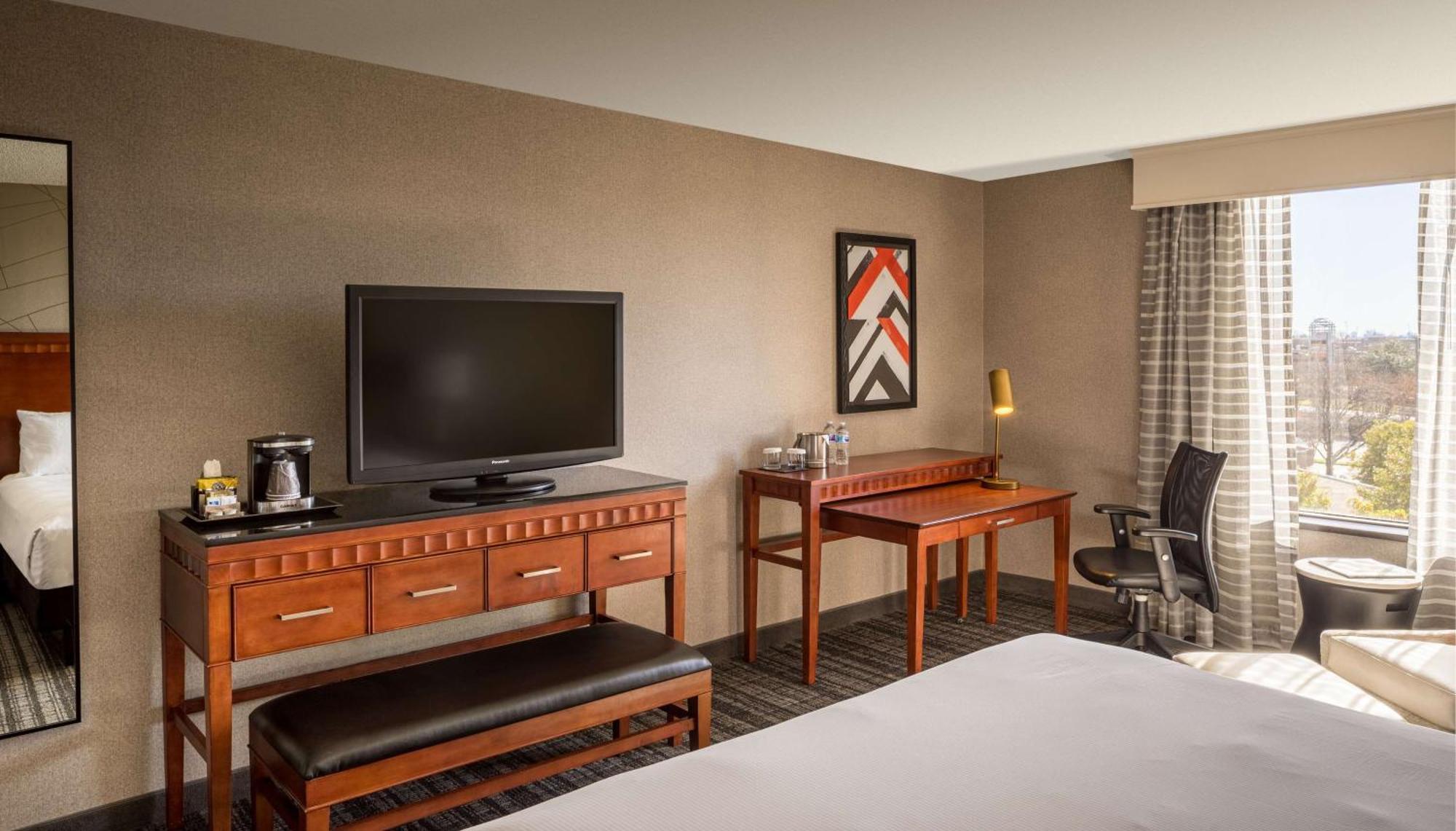 Doubletree By Hilton Dallas Near The Galleria Exterior photo