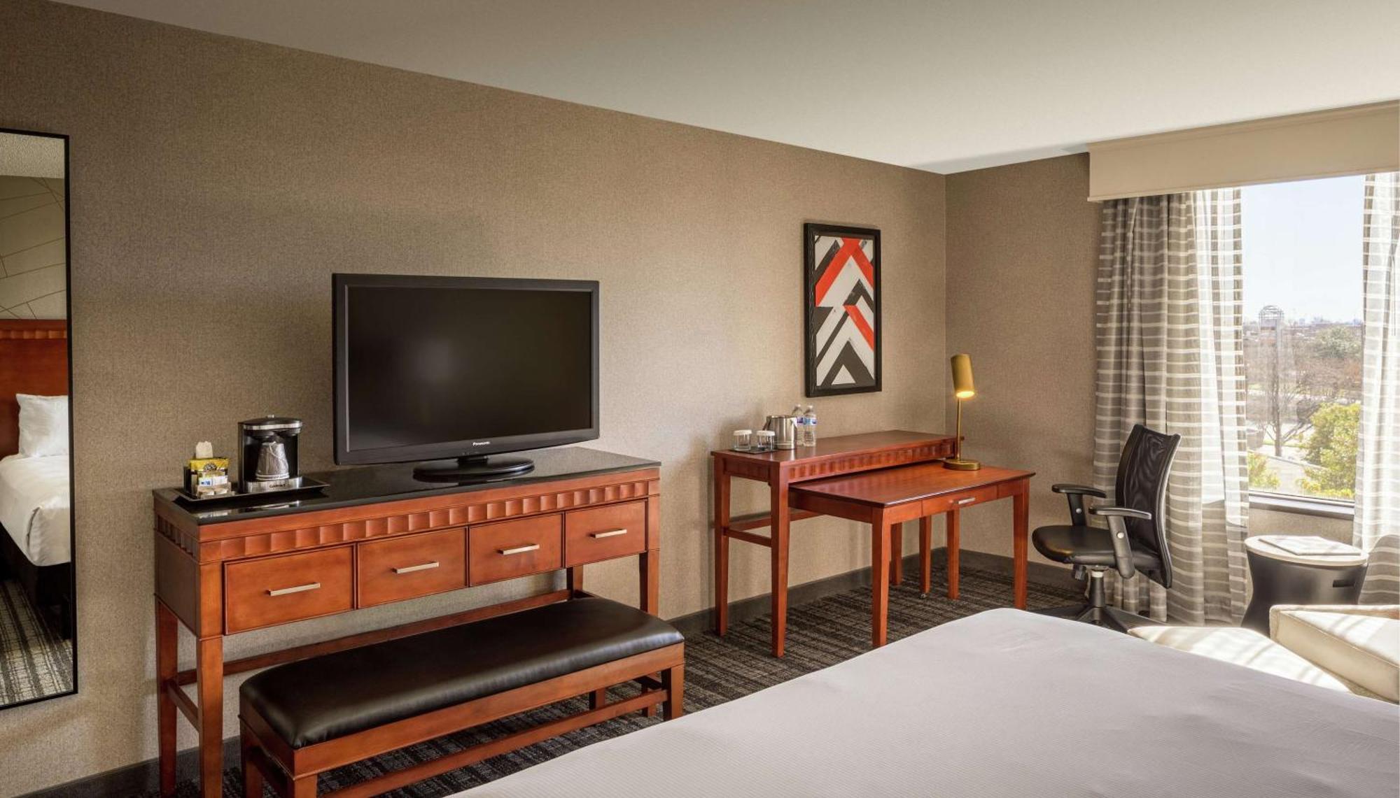 Doubletree By Hilton Dallas Near The Galleria Exterior photo