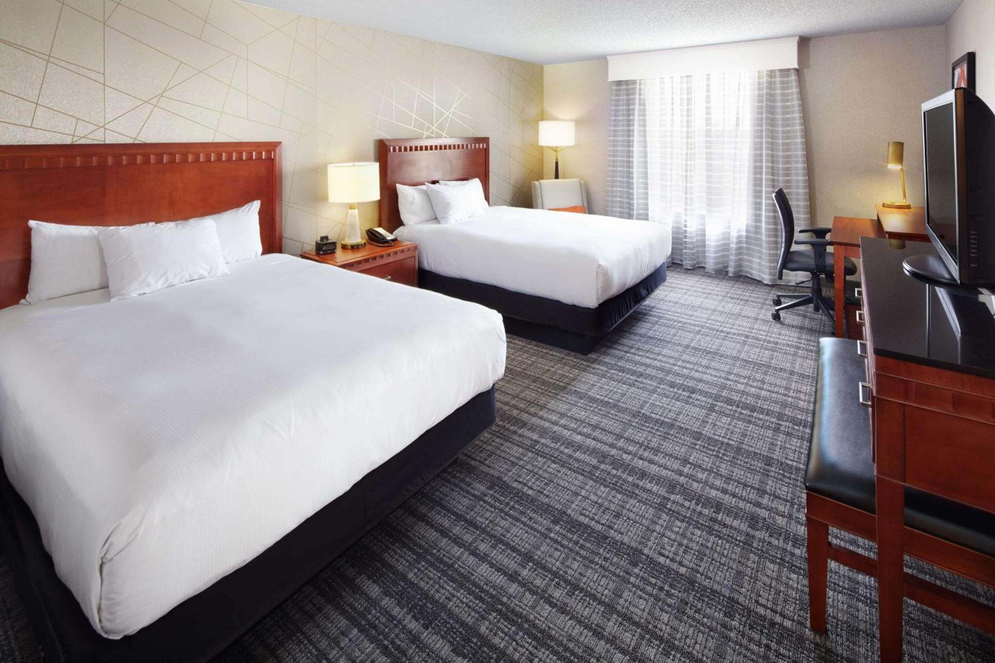 Doubletree By Hilton Dallas Near The Galleria Exterior photo